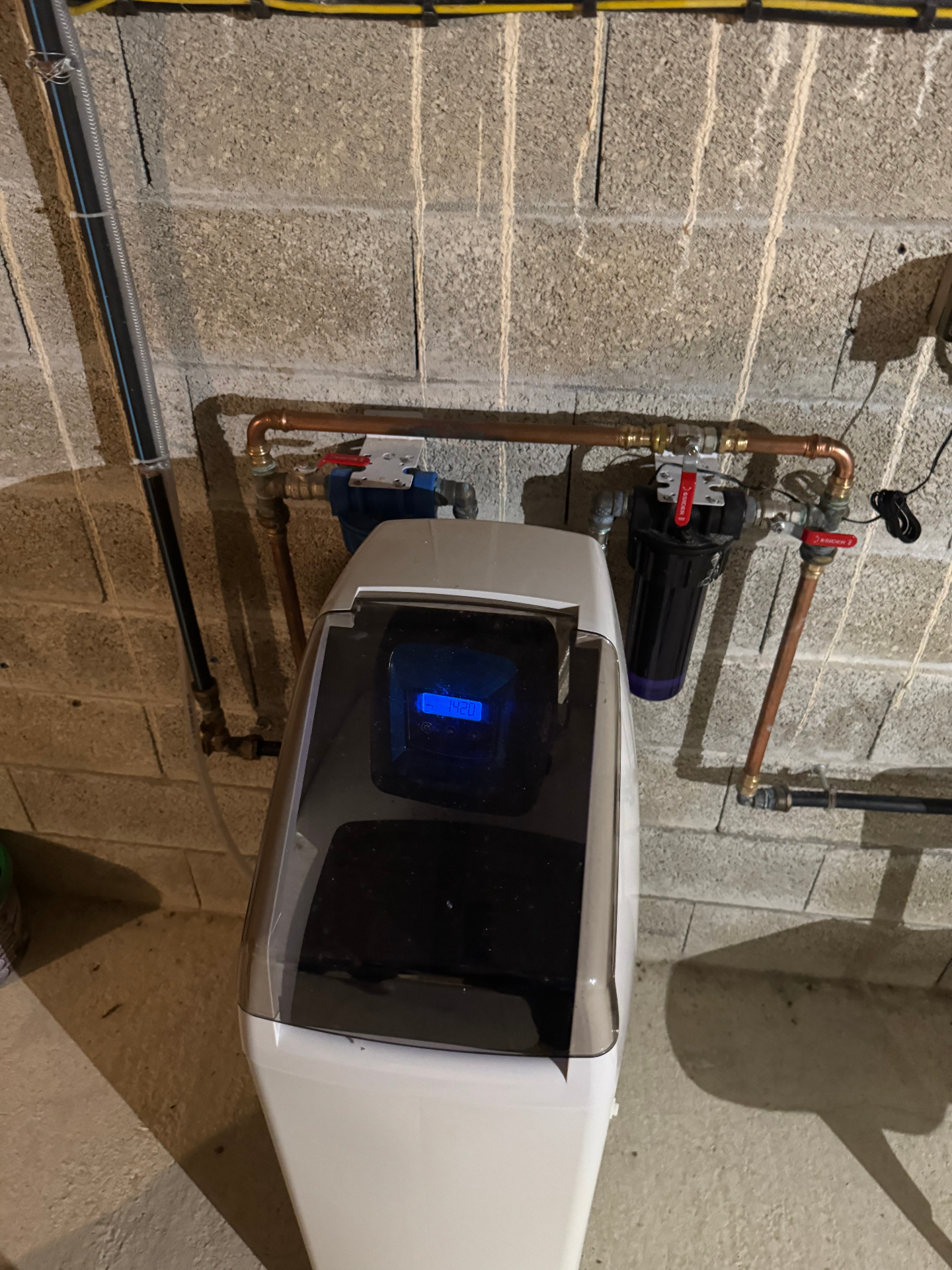 Adoucisseur d'eau avec pré-filtration